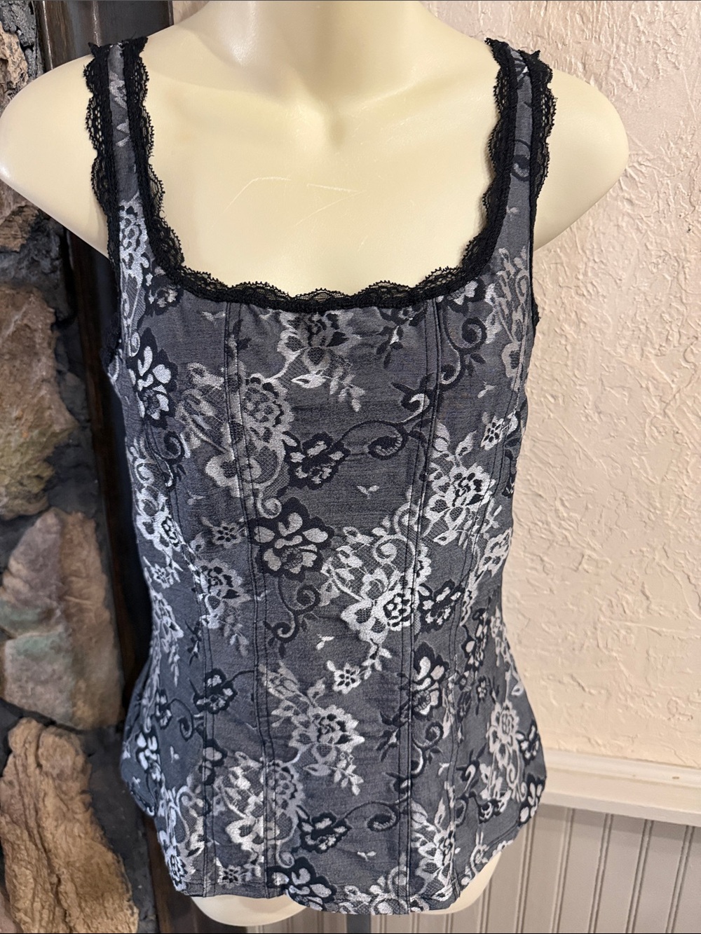 White House Black Market Black & White Floral Lace-Trim Chemise Tank